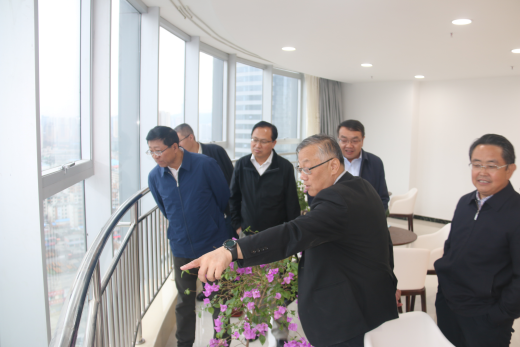 王黎明副省长莅临青海热博RB88集团调研指导