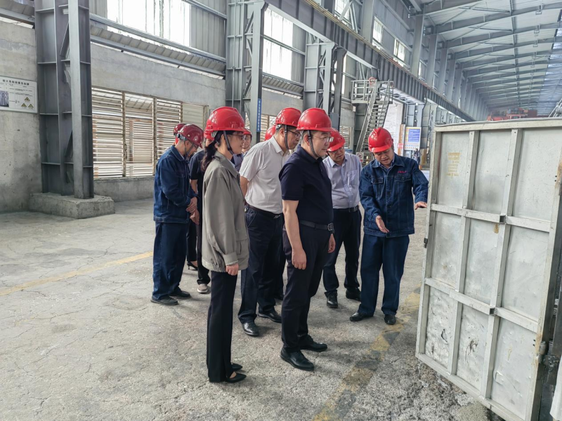 省国资委党委书记、主任姜军莅临热博RB88工投公司调研