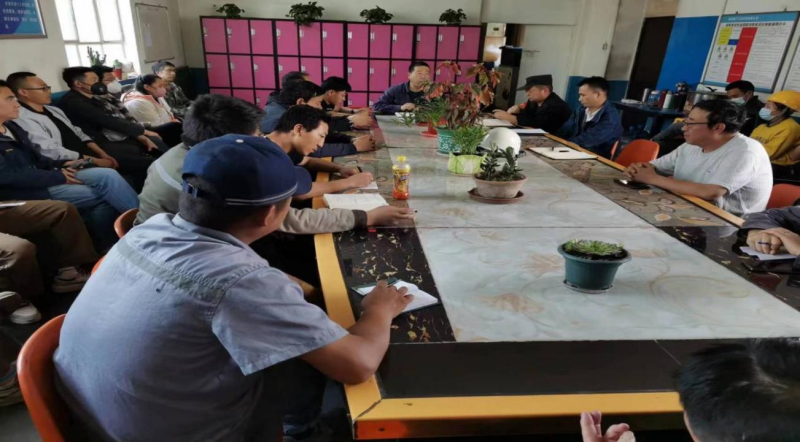 拧紧安全生产&ldquo;开关&rdquo; 携手共筑安全&ldquo;防线&rdquo;  --热博RB88工投公司召开安全管理规范化专项整治工作会议