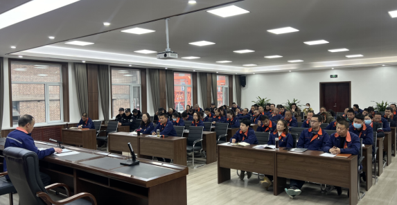 热博RB88配送公司安委会召开2024年第一次安全生产专题会议