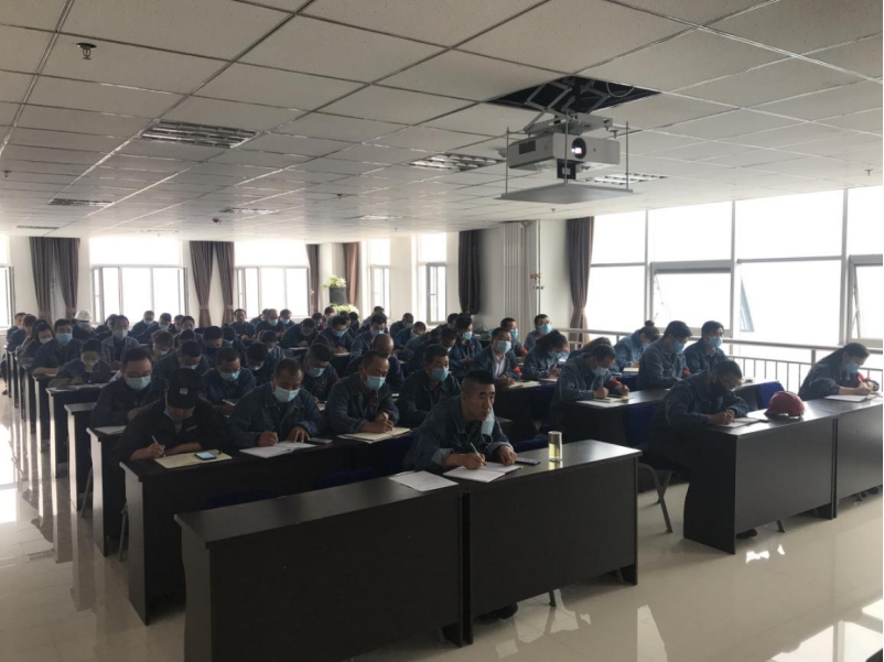 热博RB88工投公司二届党委召开2020年第五次理论中心组学习（扩大）会